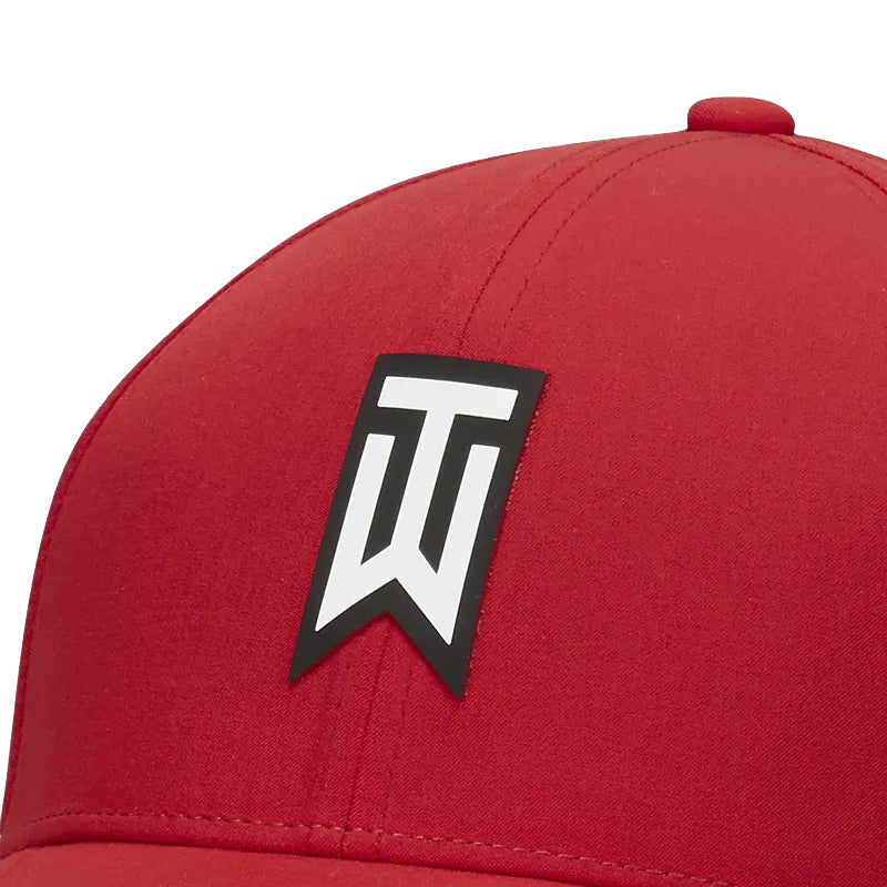 NIKE Tiger Woods Structured Dri-FIT ADV Men's Cap (Red/White)