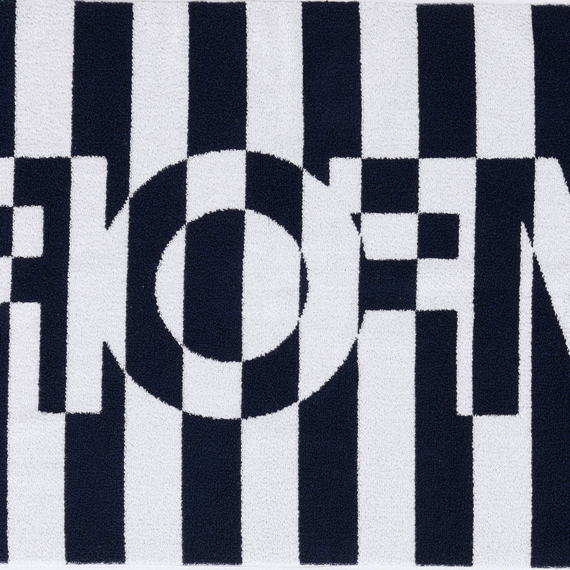 GFORE Trippy Stripe Golf Towel (Snow/Twilight)