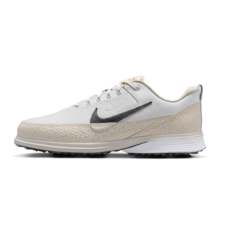 NIKE Victory Tour 4 Unisex Spiked Shoes (White/Gold)