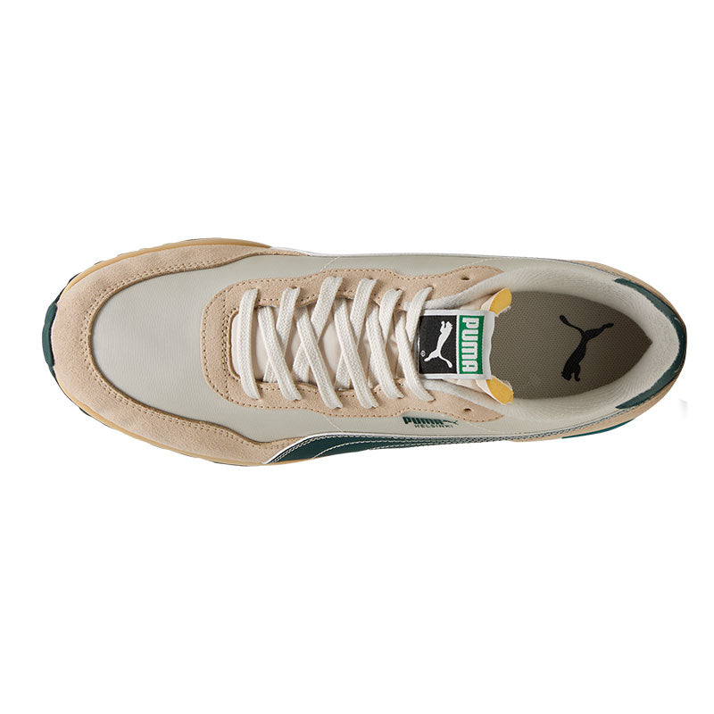 PUMA Helsinki G Men's Spikeless Shoes (Ivory/Green)