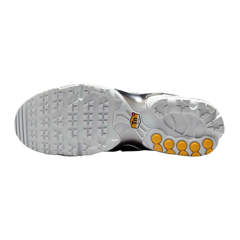 NIKE Air Max Plus G Unisex Spikeless Shoes (Multi Colour)