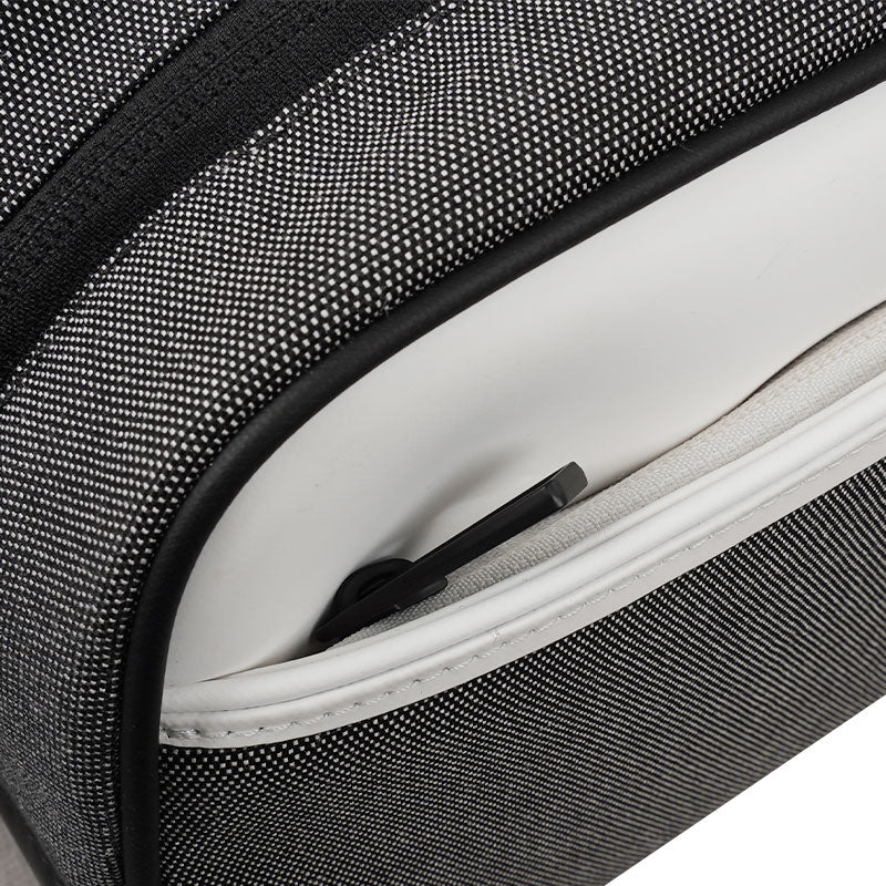TITLEIST Aspirer Pursuit Pouch (Black/White)